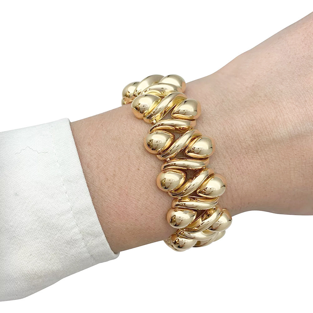 Boivin bracelet, “Danaïde”, yellow gold.