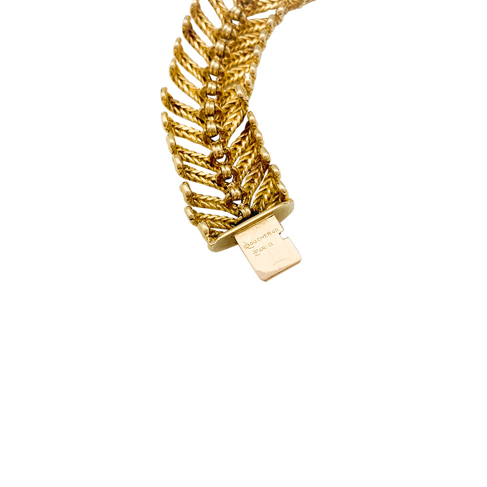 Boucheron "Plume" bracelet in yellow gold.