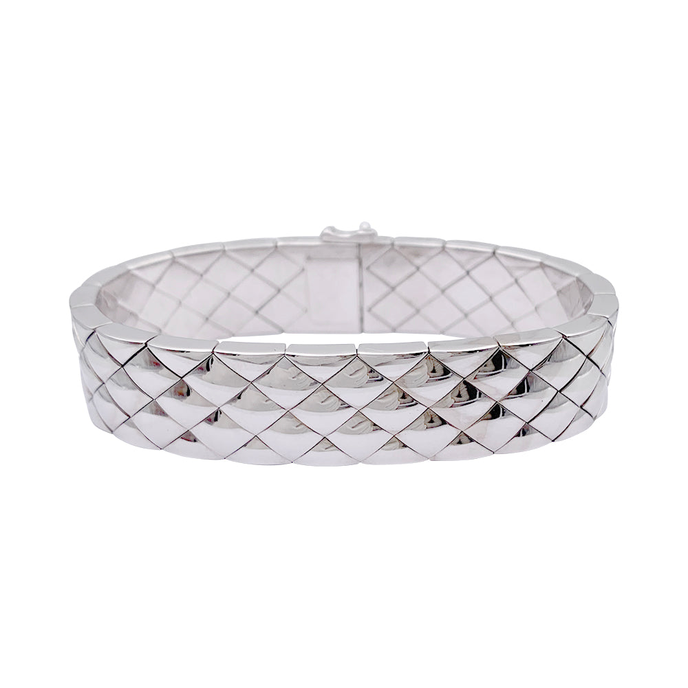 Bracelet Chanel, "Matelassé", or blanc.