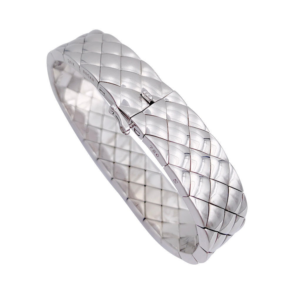 Chanel bracelet, "Quilted", white gold.