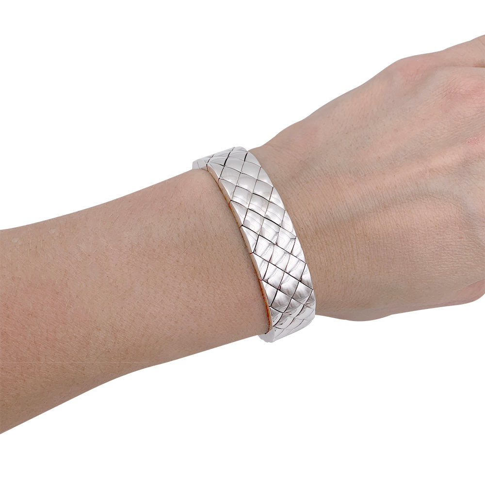 Chanel bracelet, "Quilted", white gold.