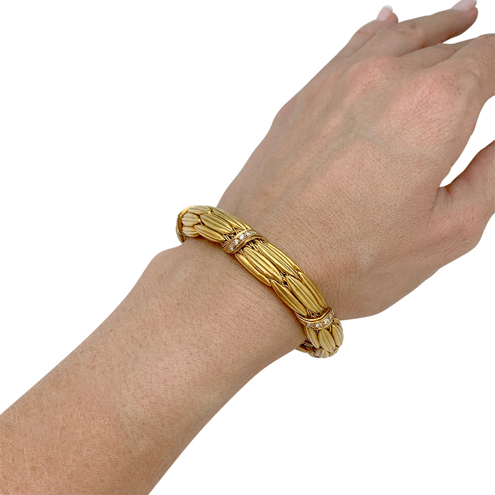 Lalaounis "Epis" bracelet in yellow gold and diamonds.