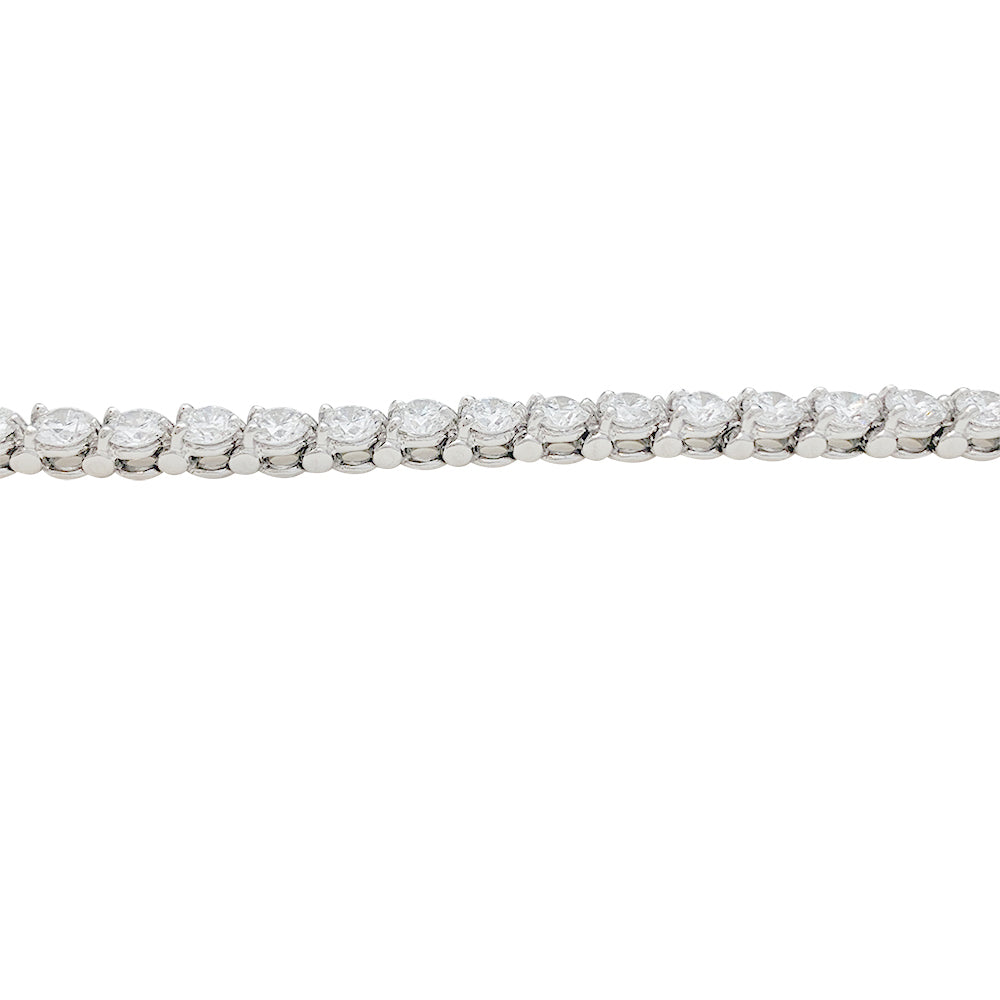 Cartier, Bracelet "Lignes Essentielles", en platine serti de diamants.