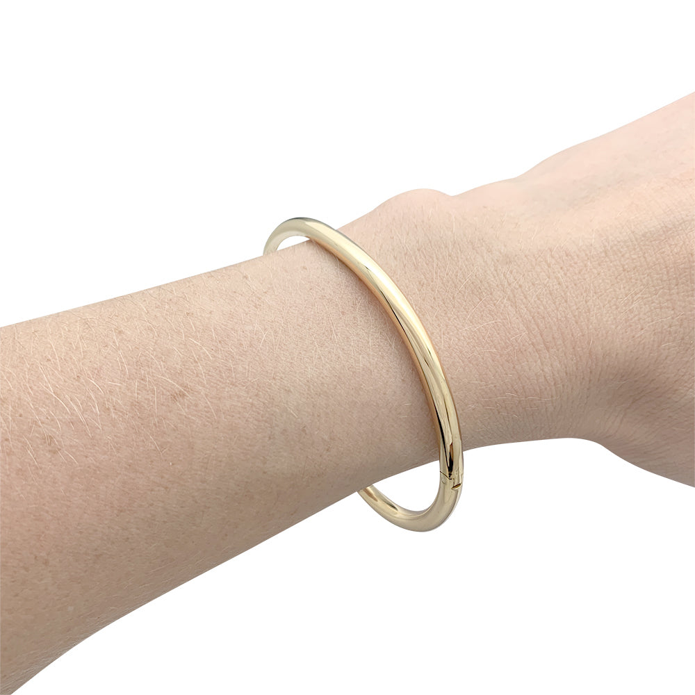 Mauboussin bangle bracelet, yellow gold.