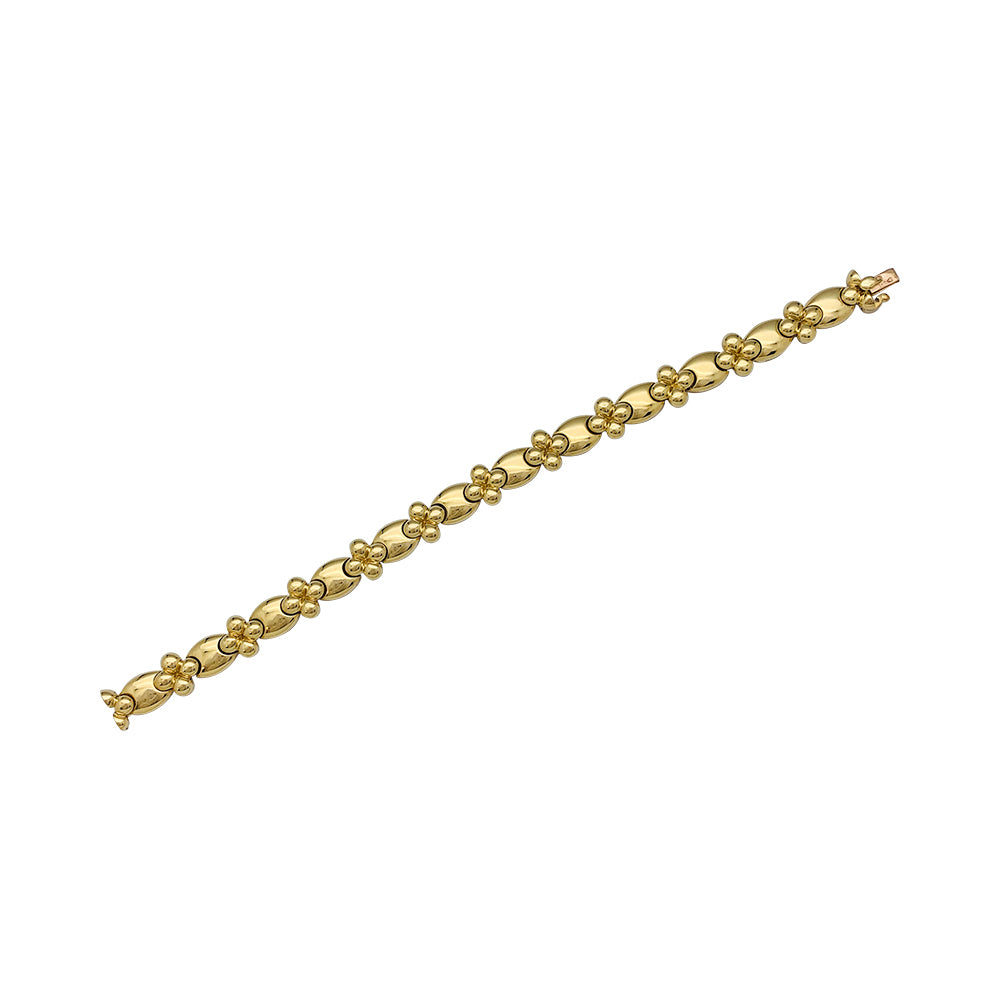 Van Cleef & Arpels clover bracelet in yellow gold.