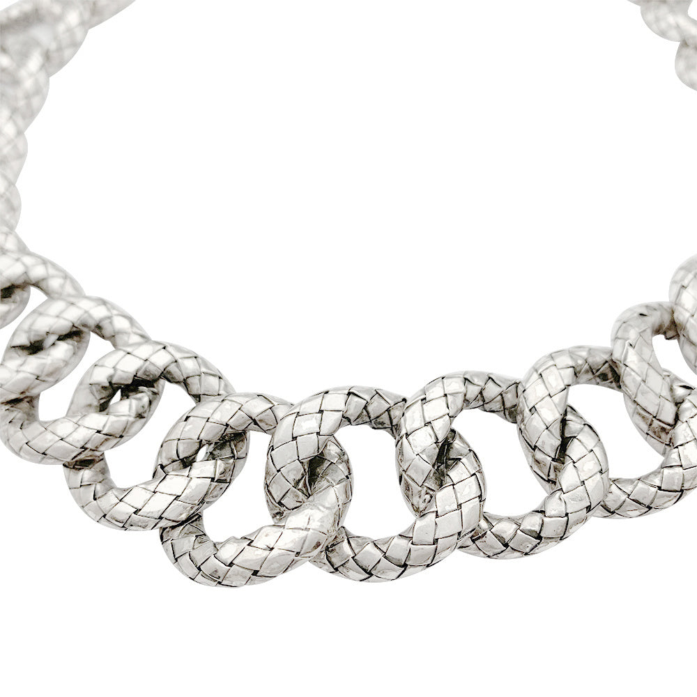 Bottega Veneta necklace, “Intrecciato”, silver.