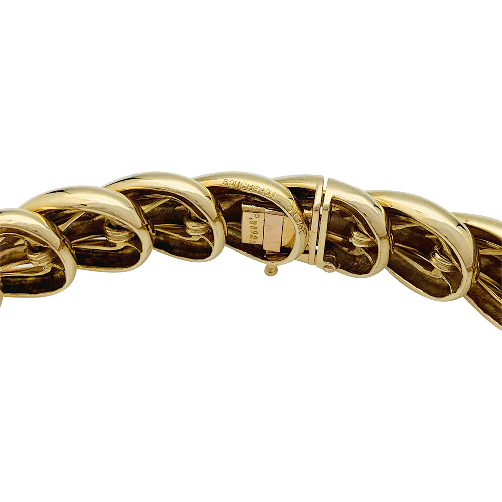 Boucheron "Tressé" necklace in yellow gold.