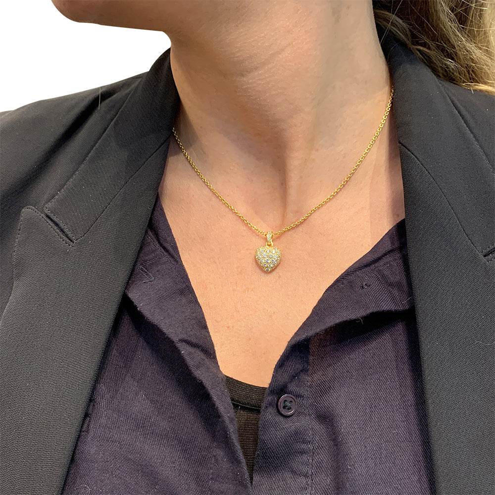Cartier necklace, "Heart", yellow gold, diamonds.