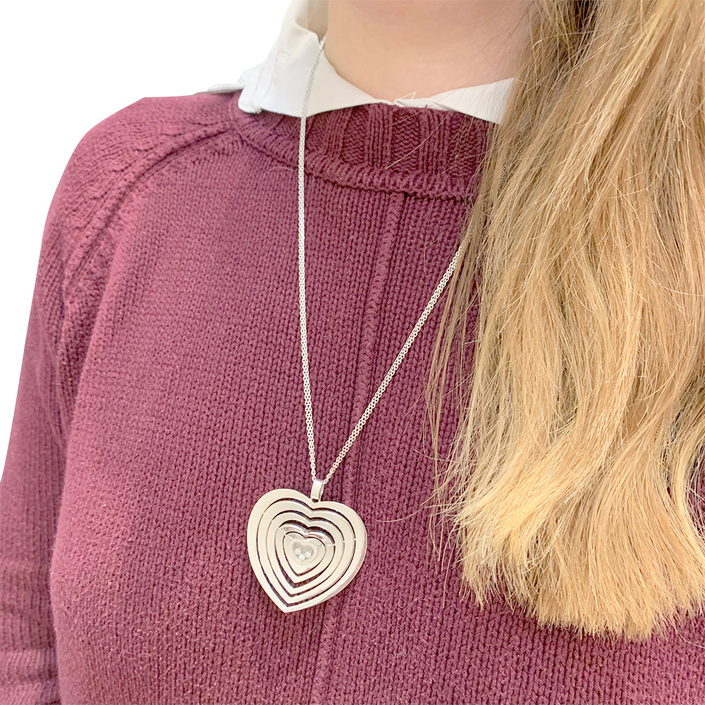 Chopard necklace, "Very Chopard Coeur", white gold, diamonds.
