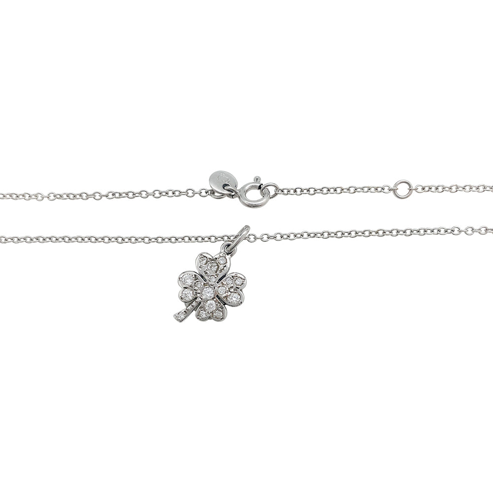 Dodo "Clover" necklace and pendant in white gold and diamonds.