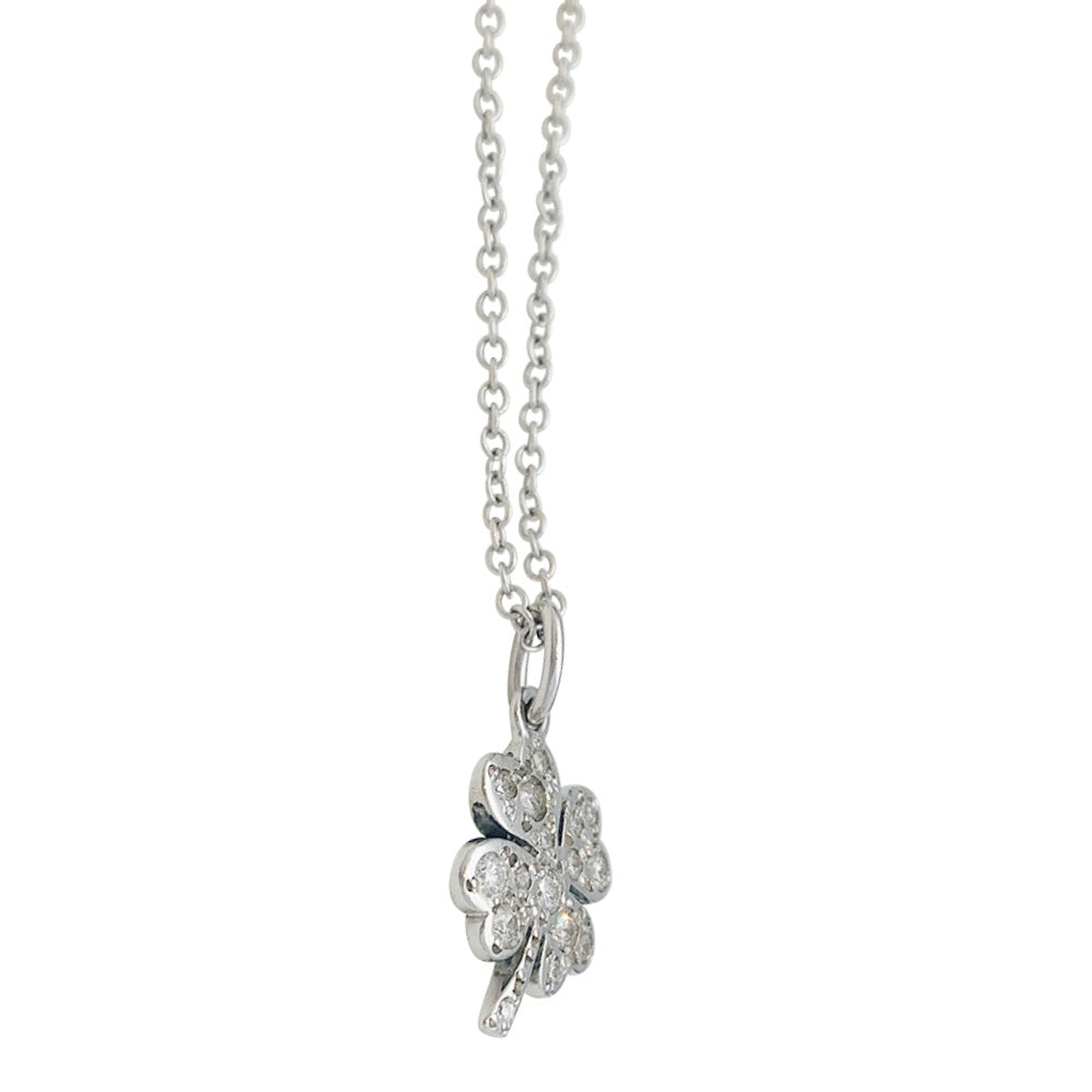 Dodo "Clover" necklace and pendant in white gold and diamonds.
