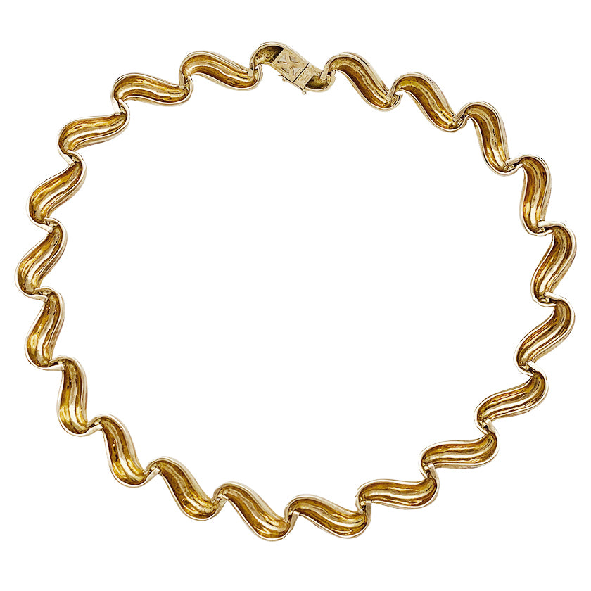 Vintage Chaumet yellow gold necklace.