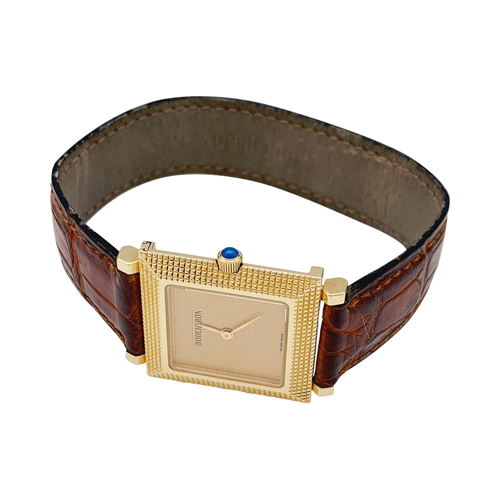 Boucheron watch, "Pointe de Diamants", yellow gold, leather.