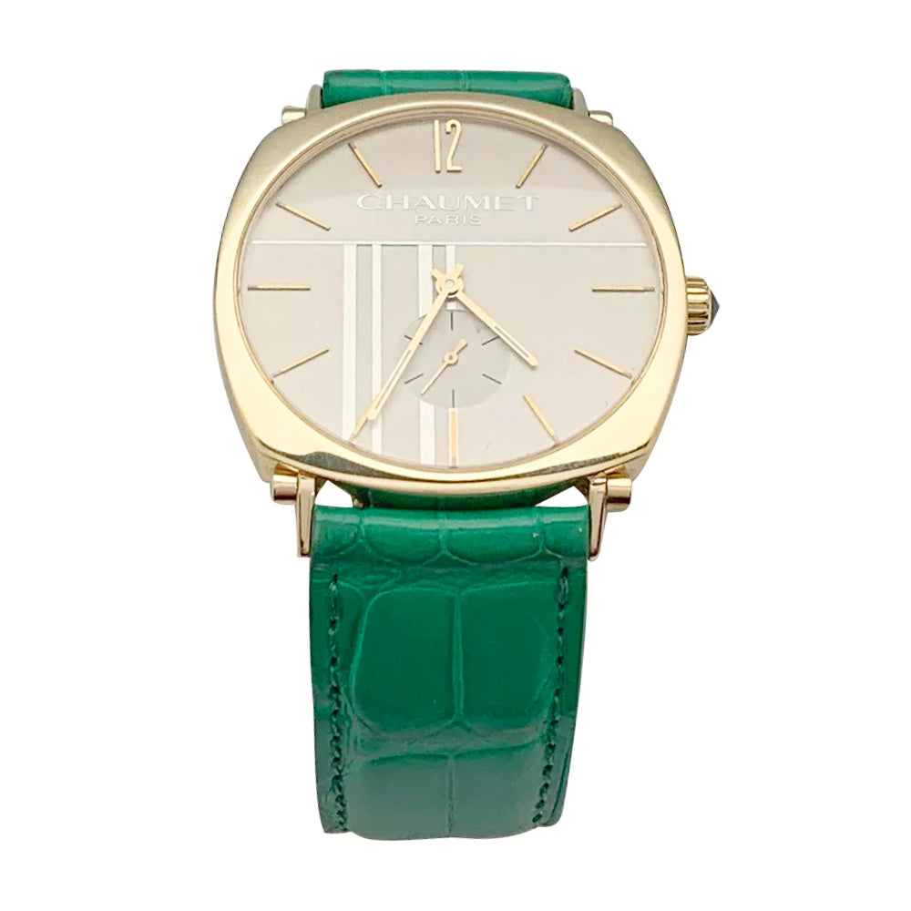 Chaumet watch, "Dandy" in yellow gold on leather.