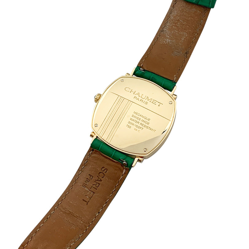 Chaumet watch, "Dandy" in yellow gold on leather.