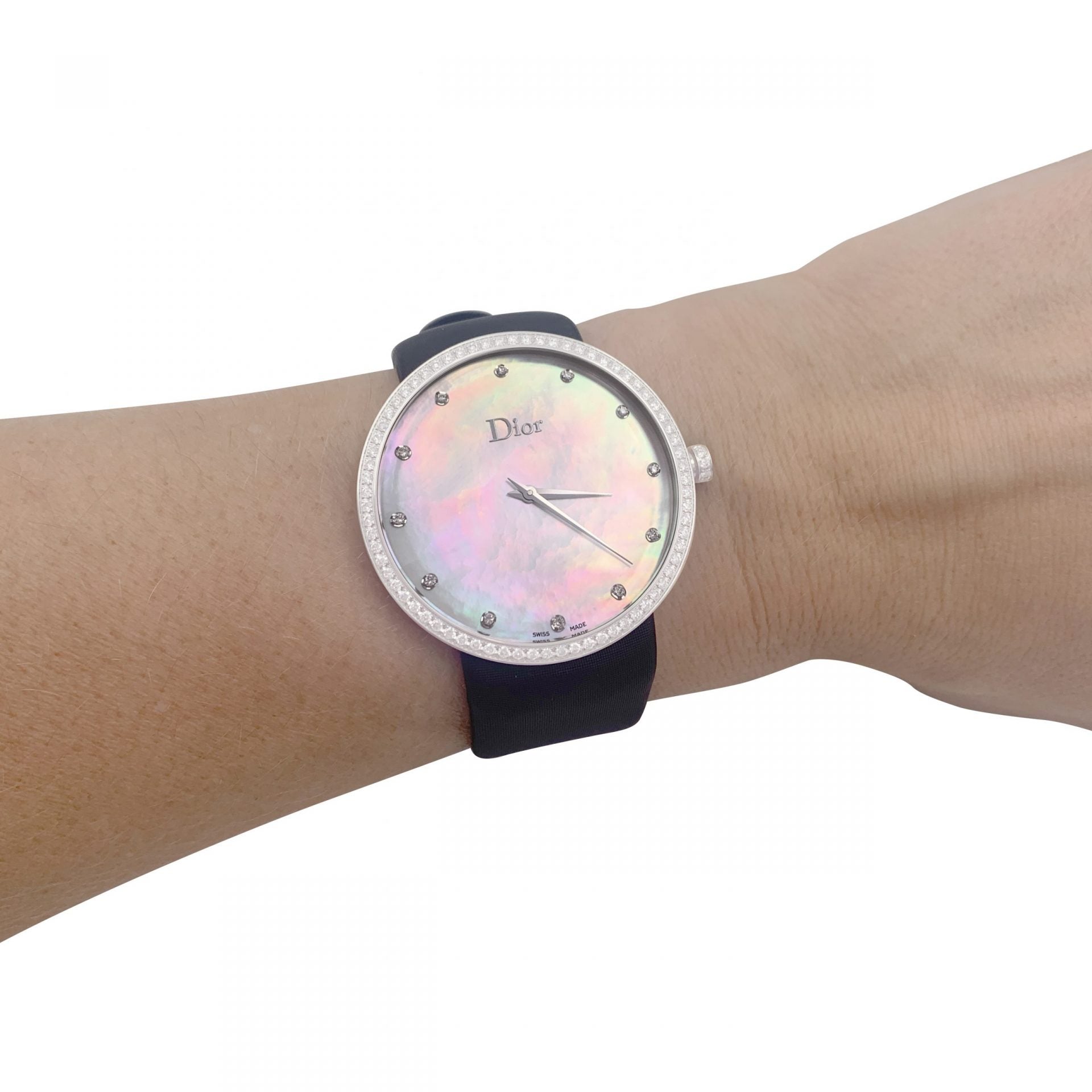 Dior watch, "La D de Dior", steel, mother-of-pearl, diamonds.