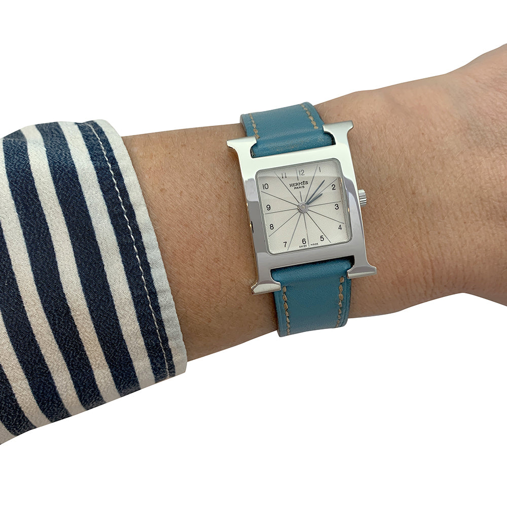 Hermès watch, "Heure H" model, steel on leather.