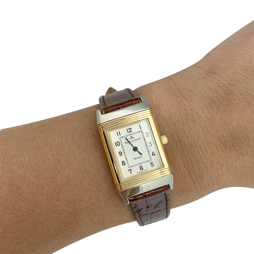 Montre Jaeger-Lecoultre, "Reverso", en acier et or jaune.