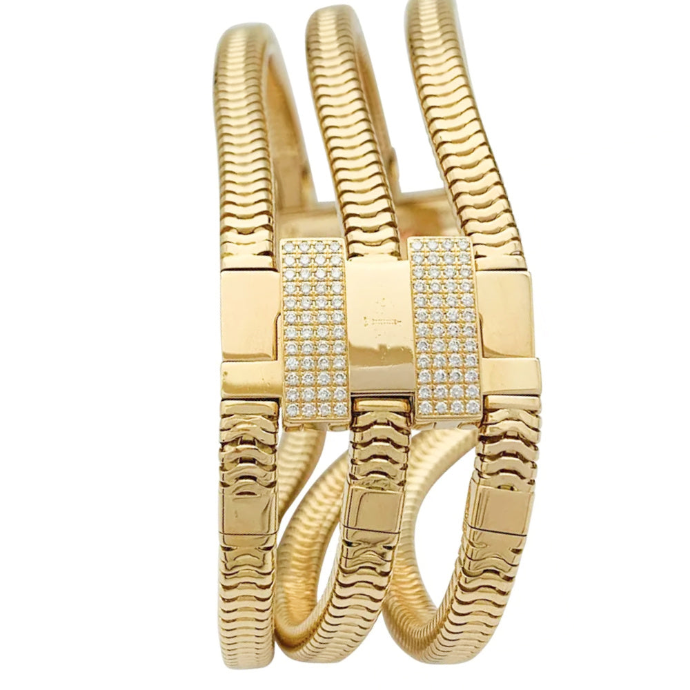 Van Cleef and Arpels watch in yellow gold and diamonds