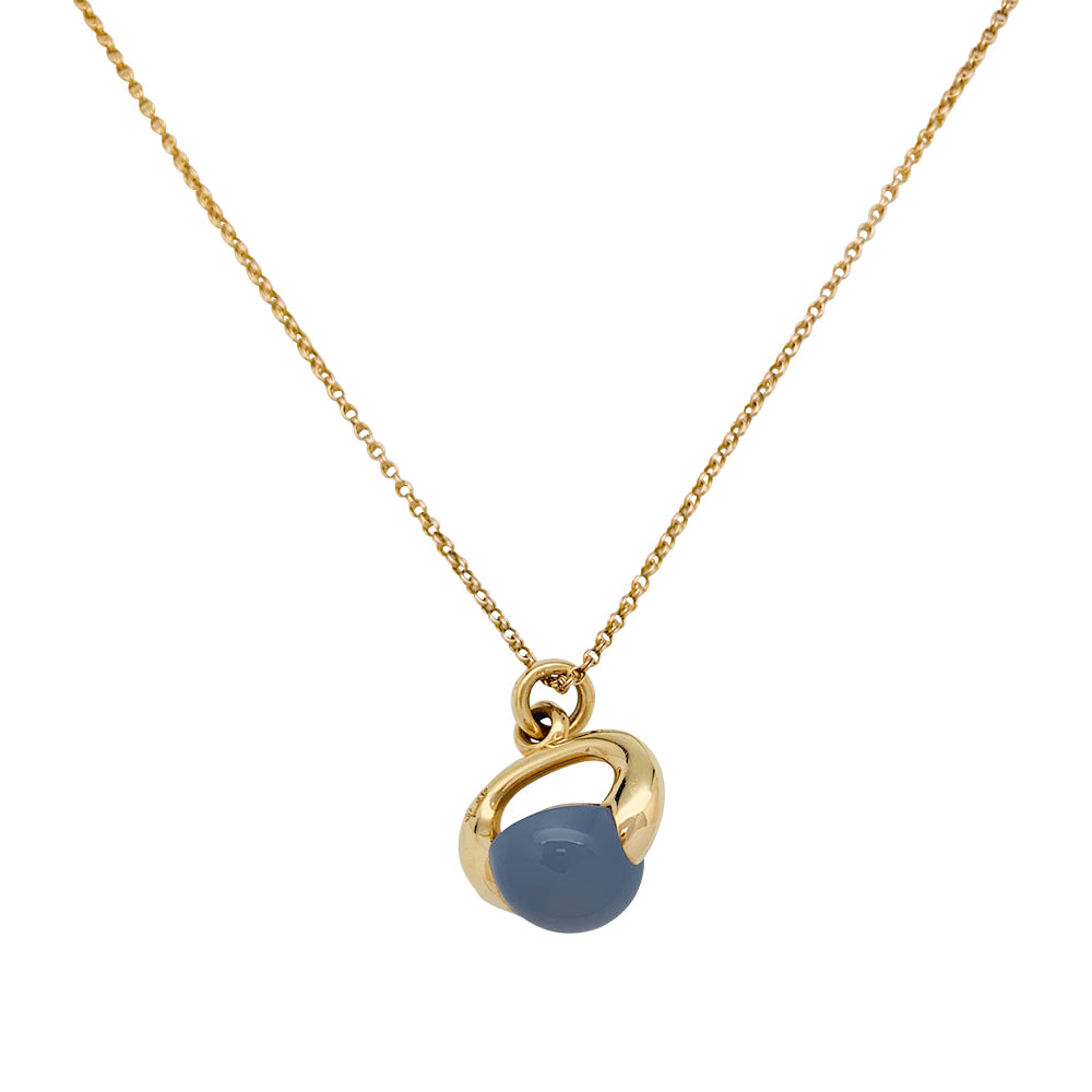 Pomellato pendant in rose gold and chalcedony, "Luna" collection.