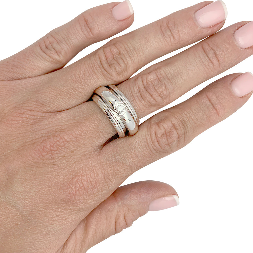 Piaget "Possession" ring in white gold, diamond.