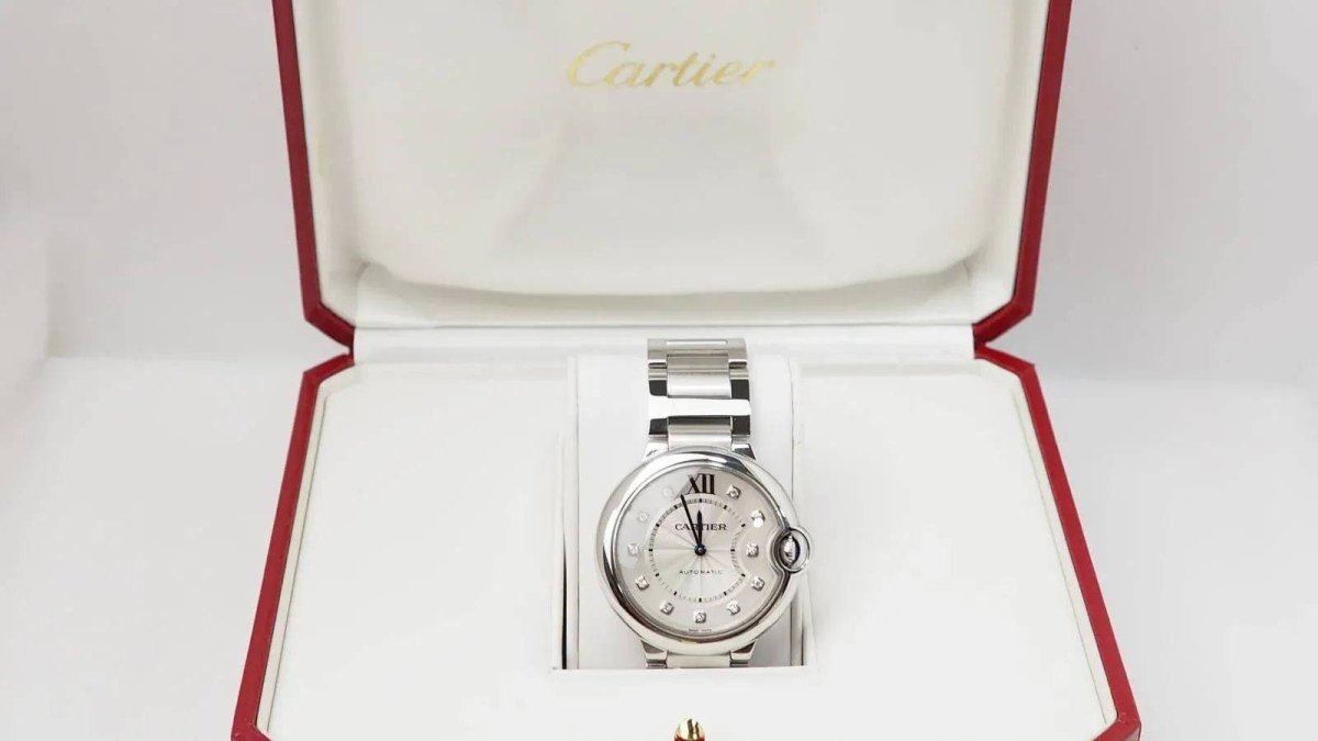 Cartier Montre Ballon Bleu 3284 Acier et Diamants - Maison Eloe