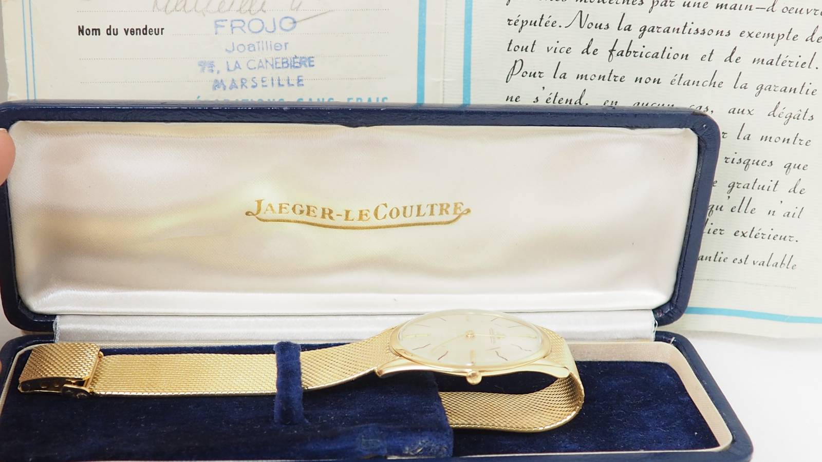 Montre Jaeger LeCoultre vintage en or sur or