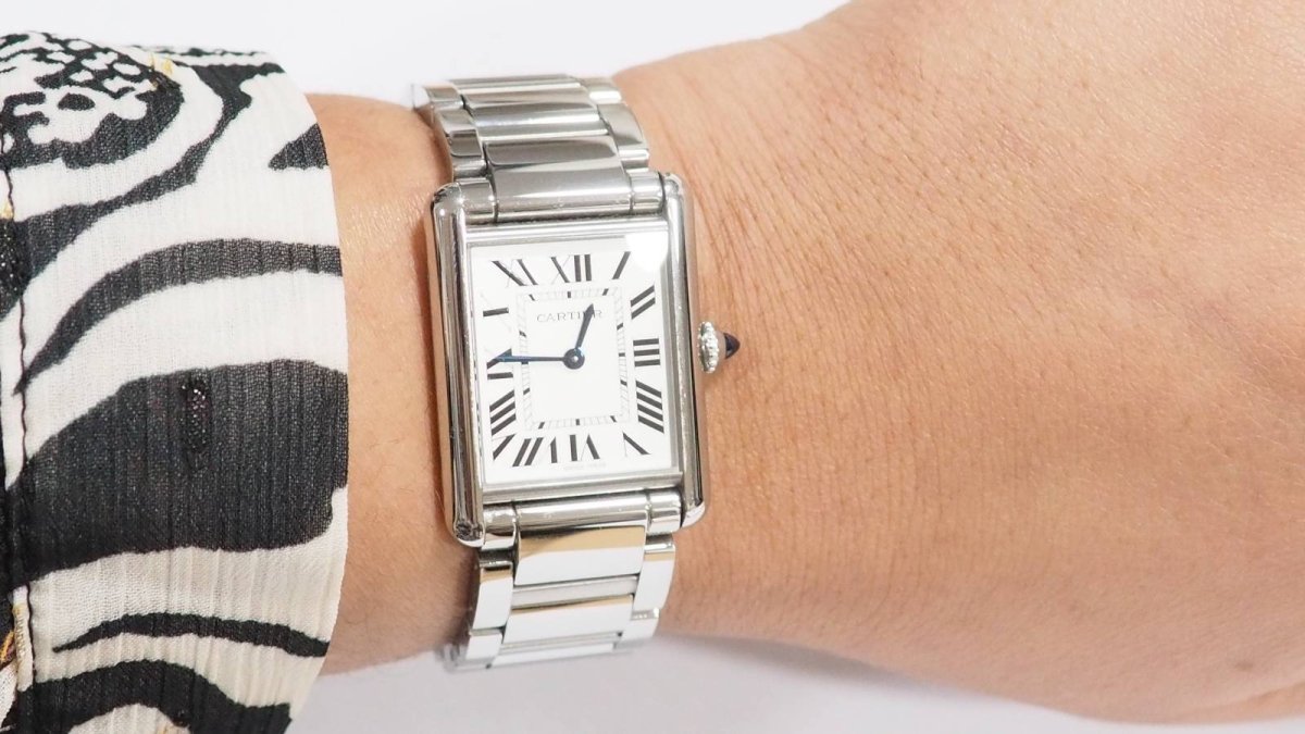 Cartier, Montre Tank 4323 Acier sur Acier - Maison Eloe