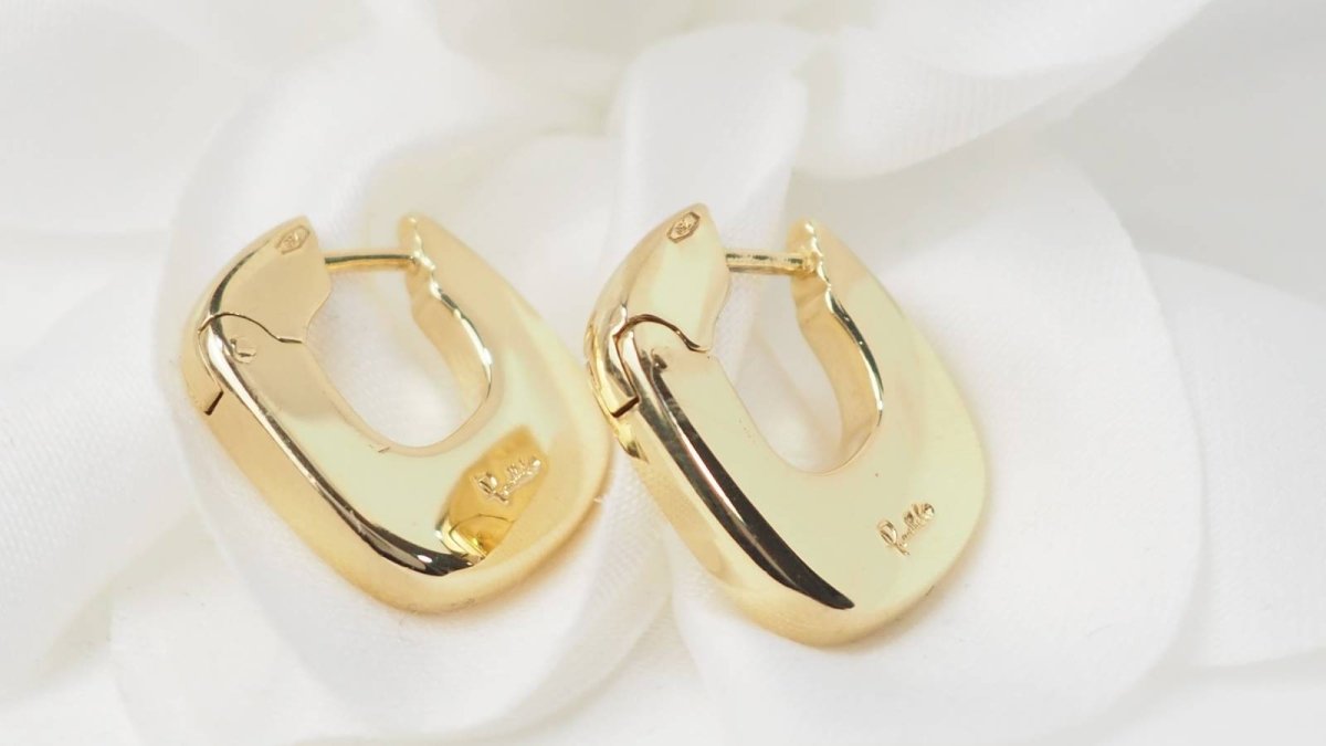 Pomellato Créoles carrées or jaune 18K - Maison Eloe