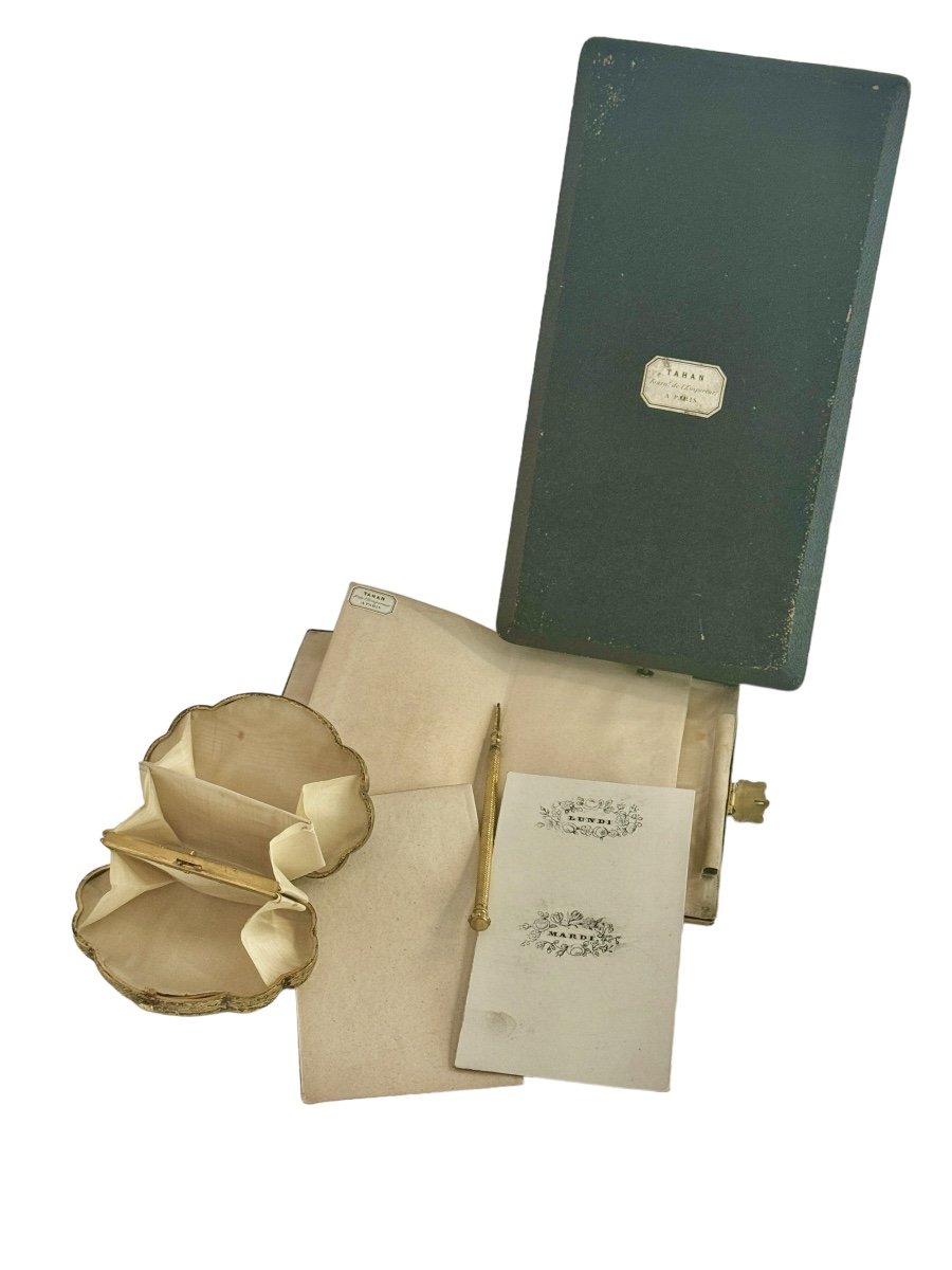 Tahan: Ladies' Necessary in Enamel and Silver Vermeil