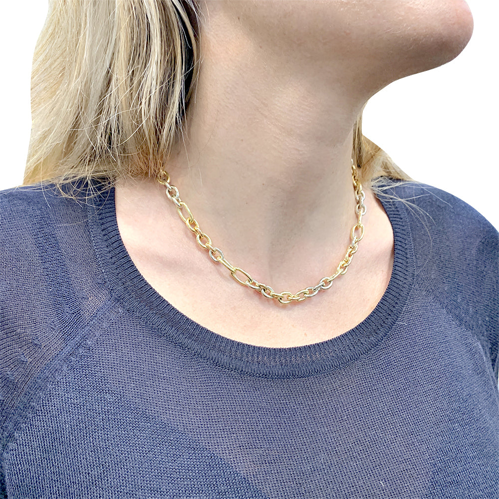 Collier Pomellato vintage, trois ors.