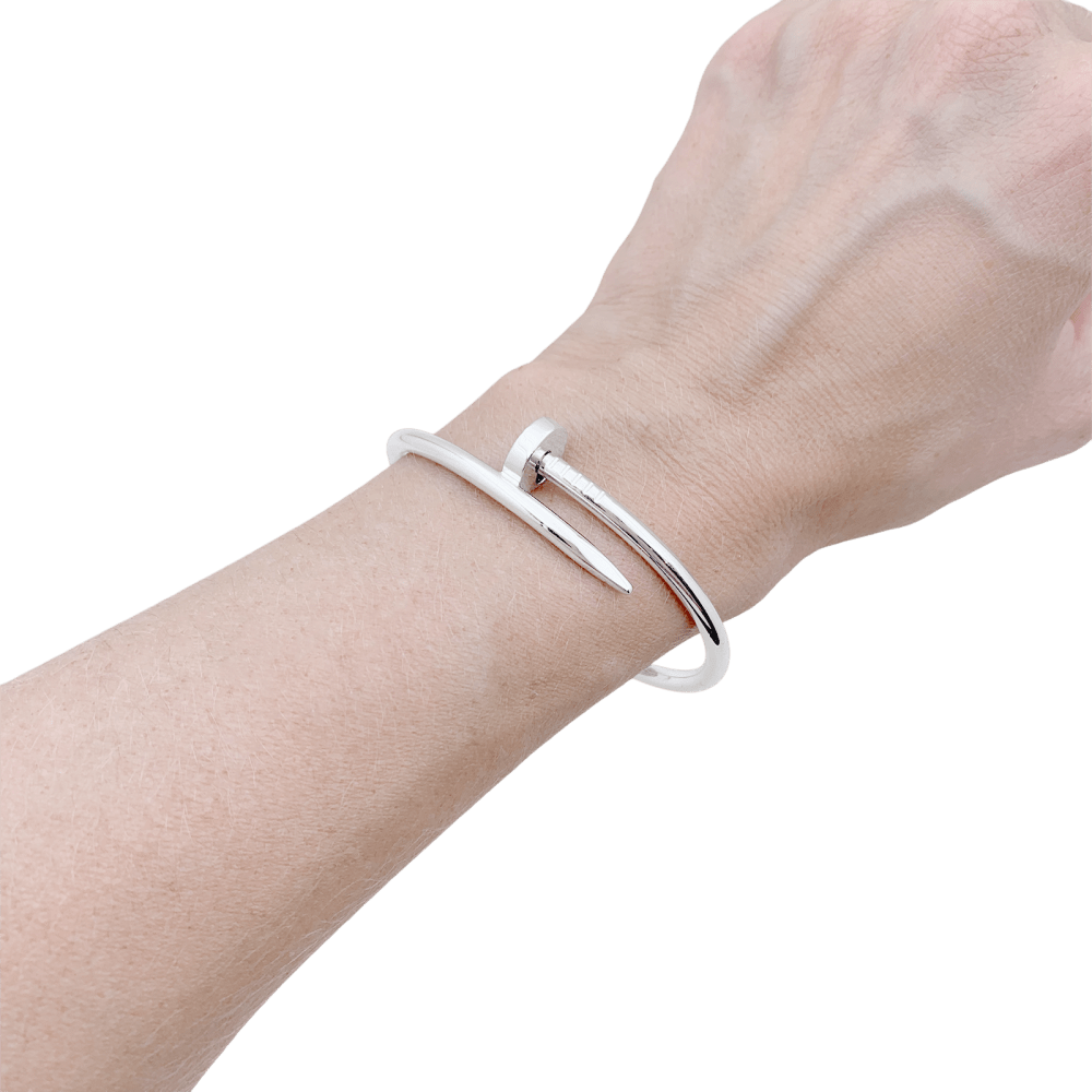 Bracelet Cartier, "Juste un Clou", or blanc.
