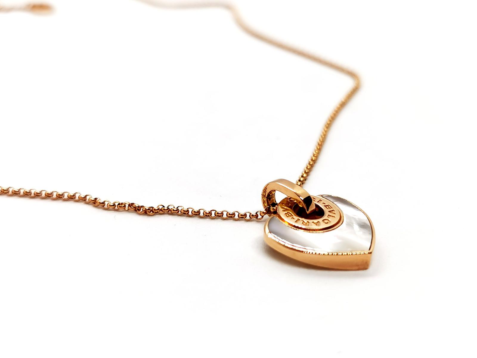 Bulgari Cuore Heart Necklace Rose gold Mother-of-pearl