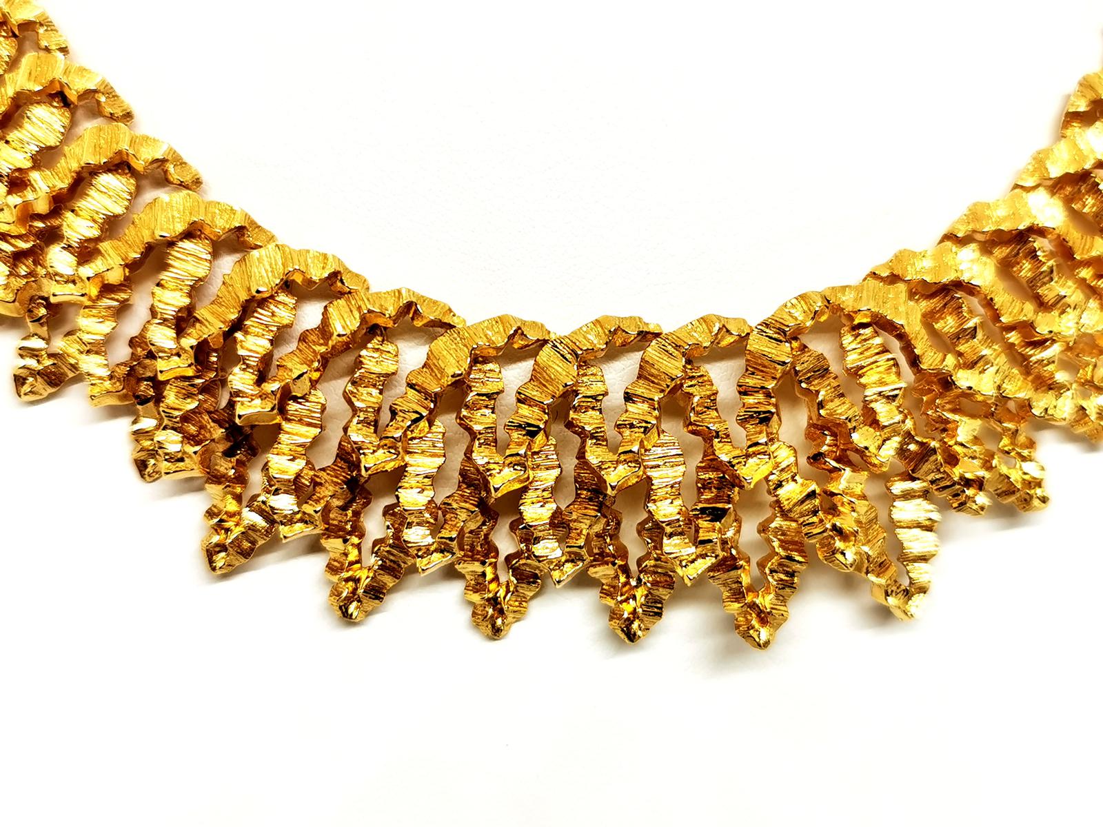 Chaumet Vintage Necklace Yellow Gold