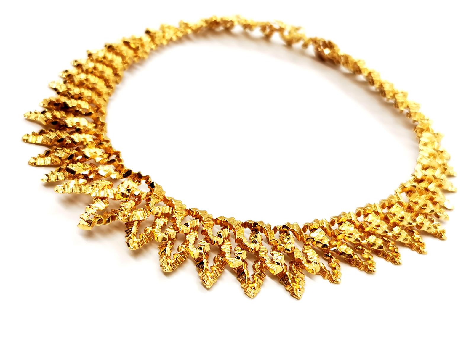 Chaumet Vintage Necklace Yellow Gold