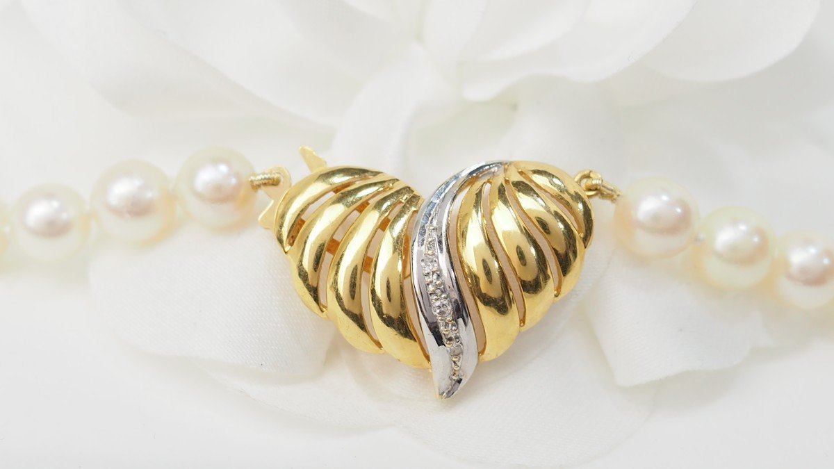 Collier en or jaune et perles de culture