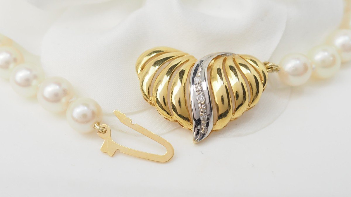 Collier en or jaune et perles de culture