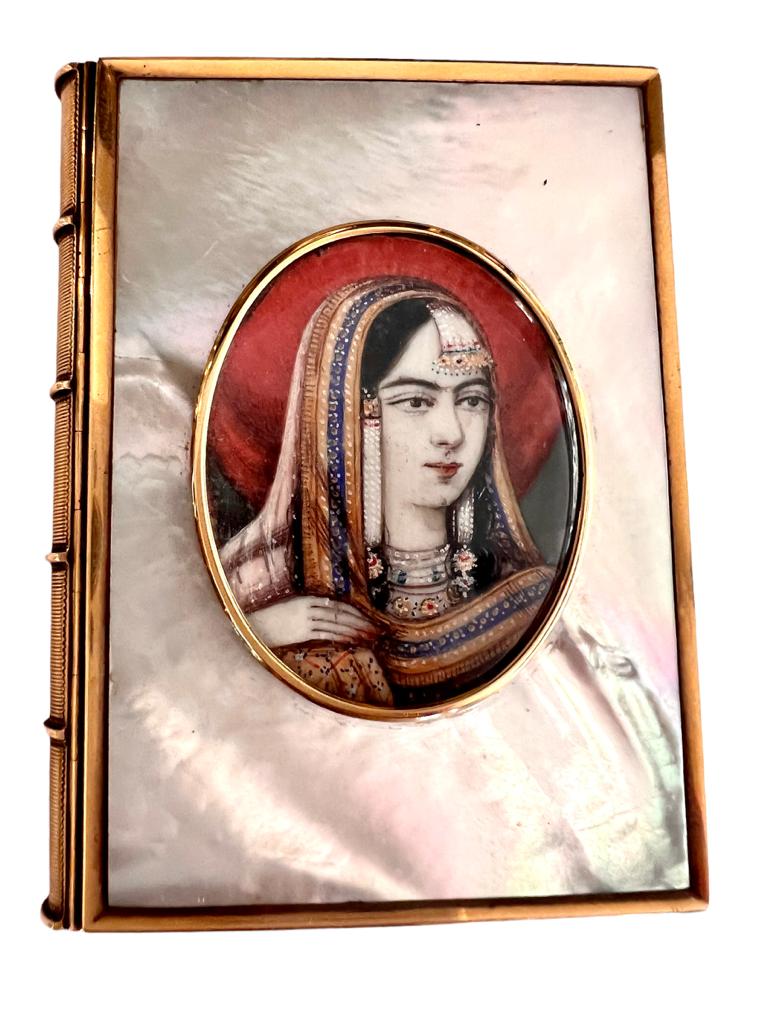 Young girl's mother-of-pearl notebook, late 19th century