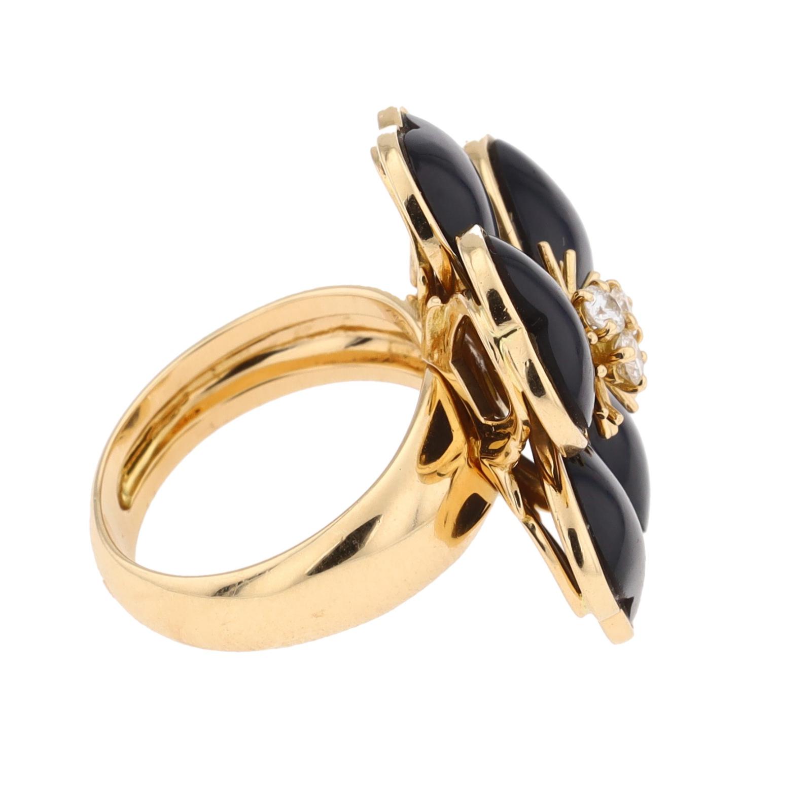Van Cleef &amp; Arpels Christmas Rose Ring Yellow Gold Diamond
