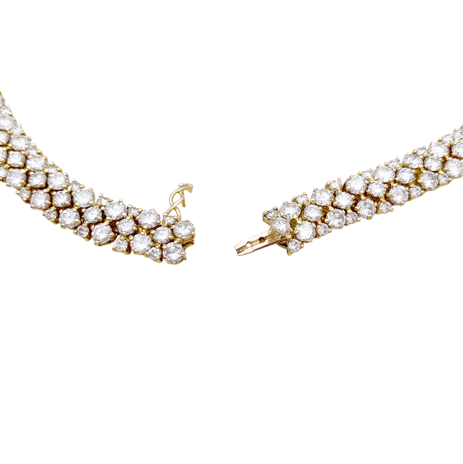 Collier "Rivière" or jaune, diamants.