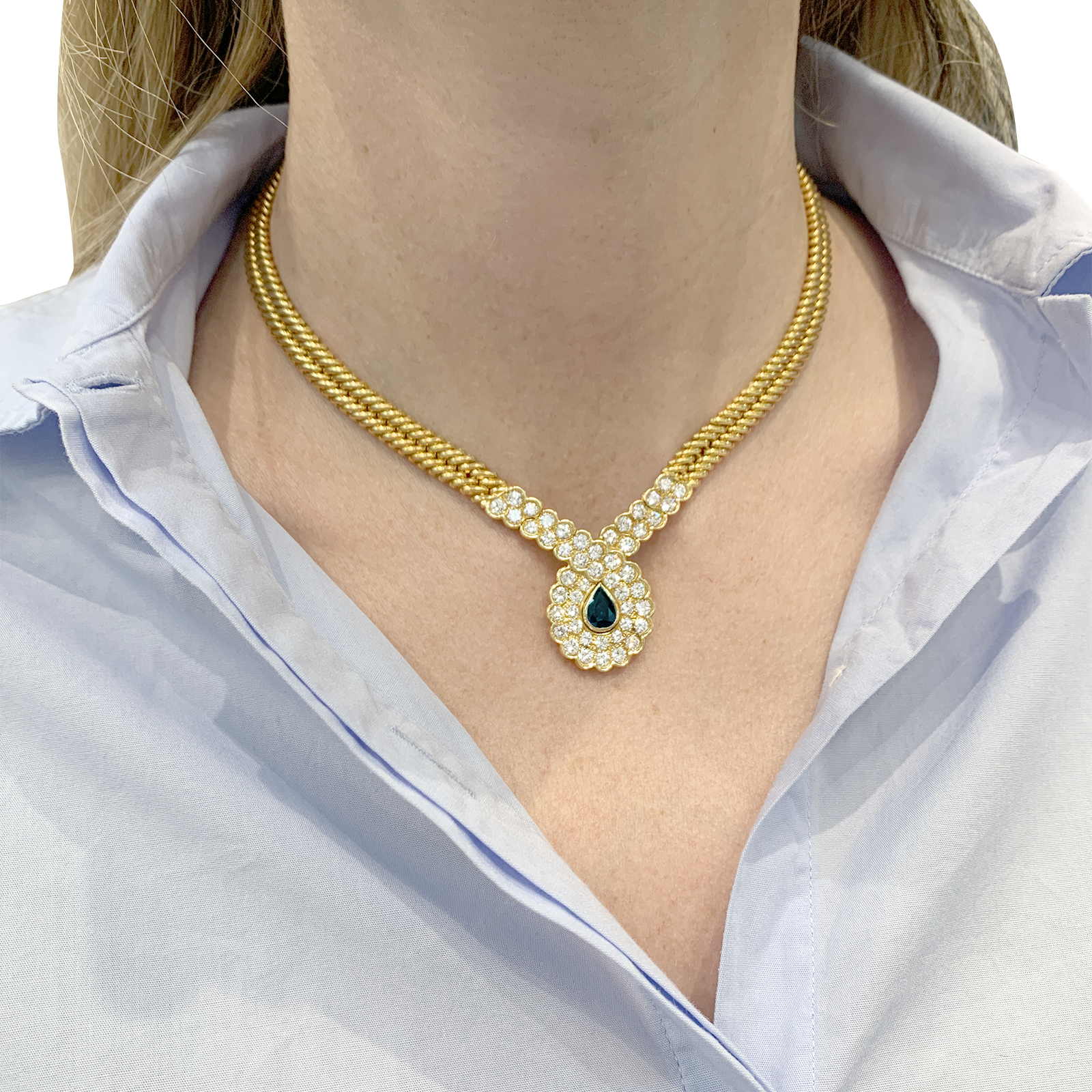 Collier Van Cleef & Arpels, or jaune, saphir, diamants.