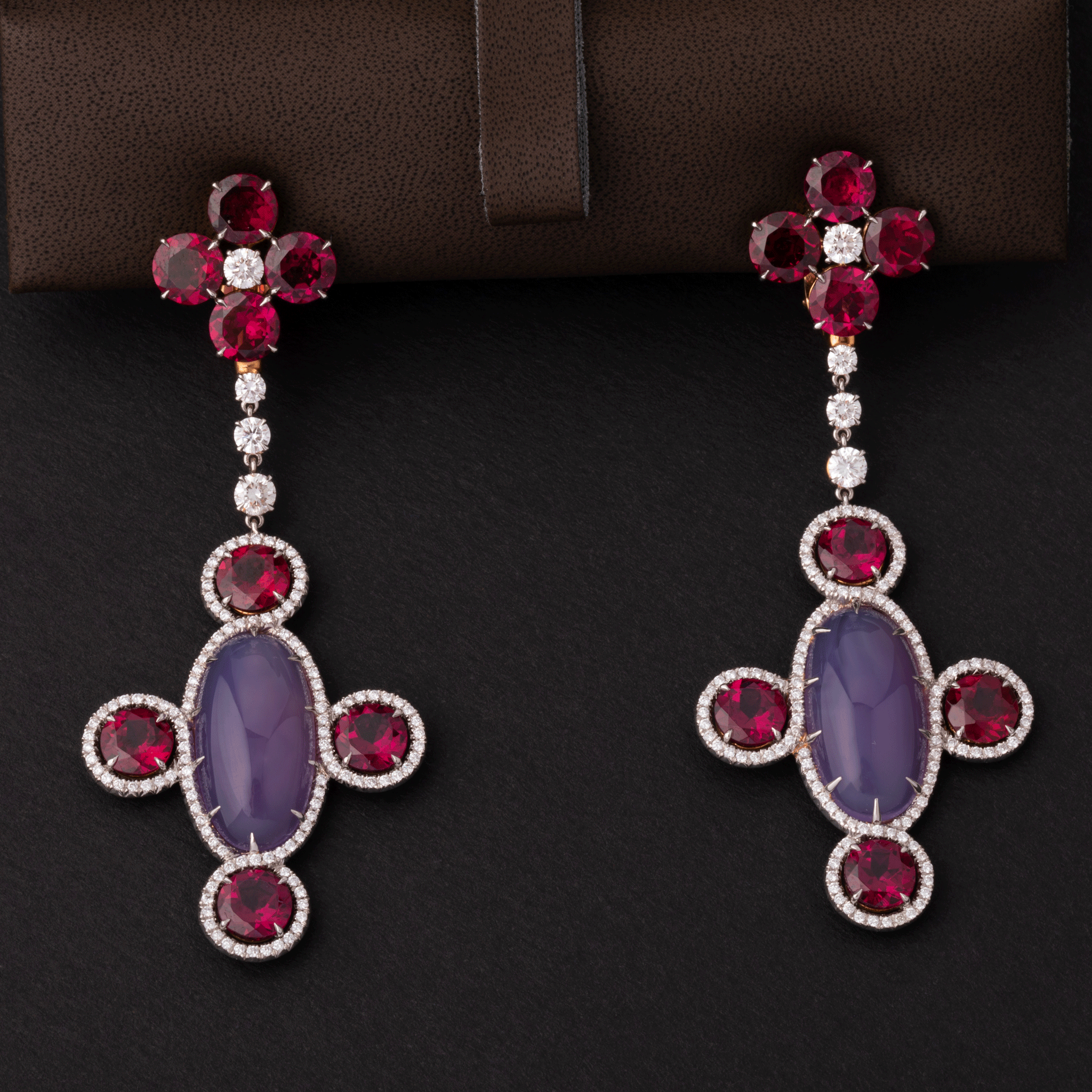 Boucles d'oreilles moderne