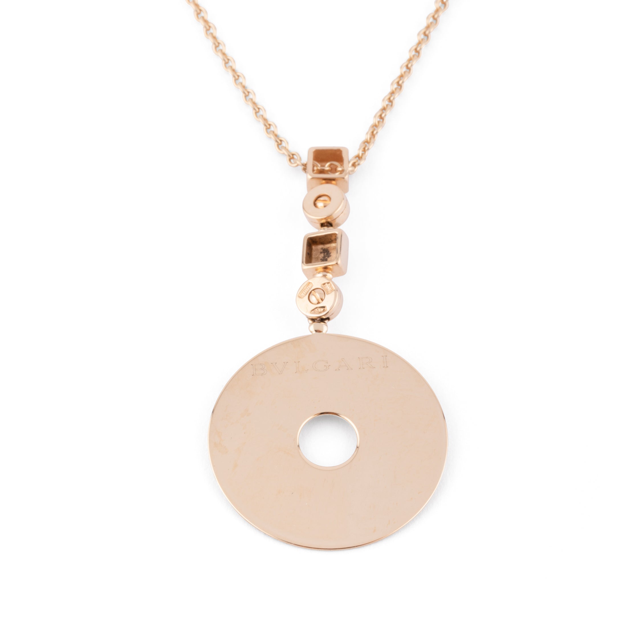 Yellow gold necklace from Bvlgari, Lucia model