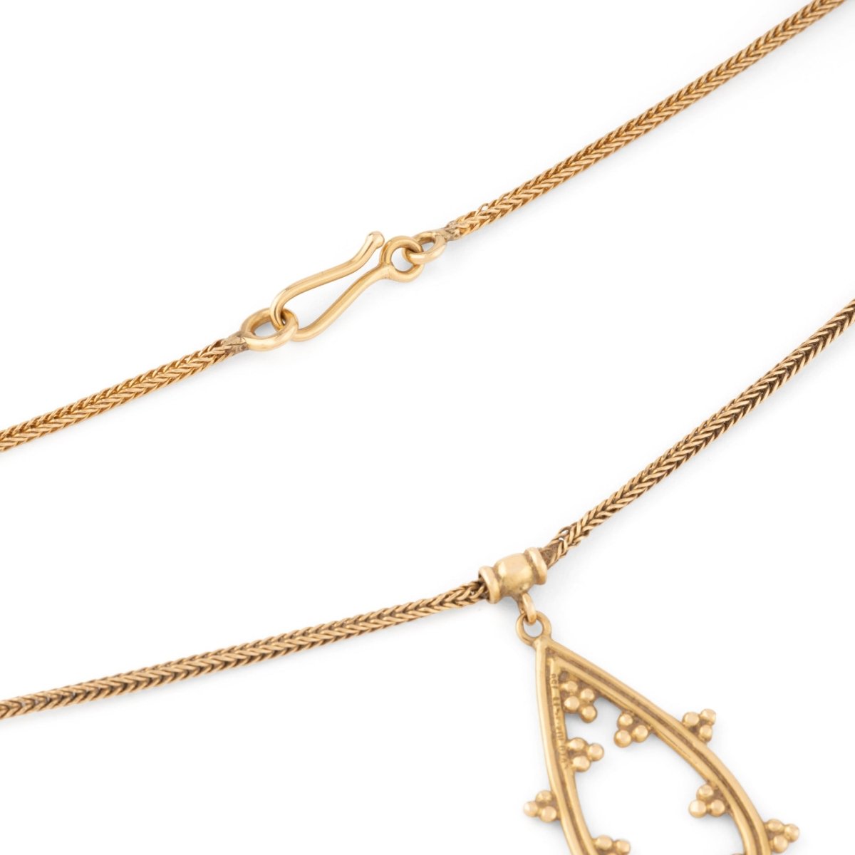 Chaîne en or jaune et pendentif assorti ciselé du créateur grec Zolotas - Maison Eloe