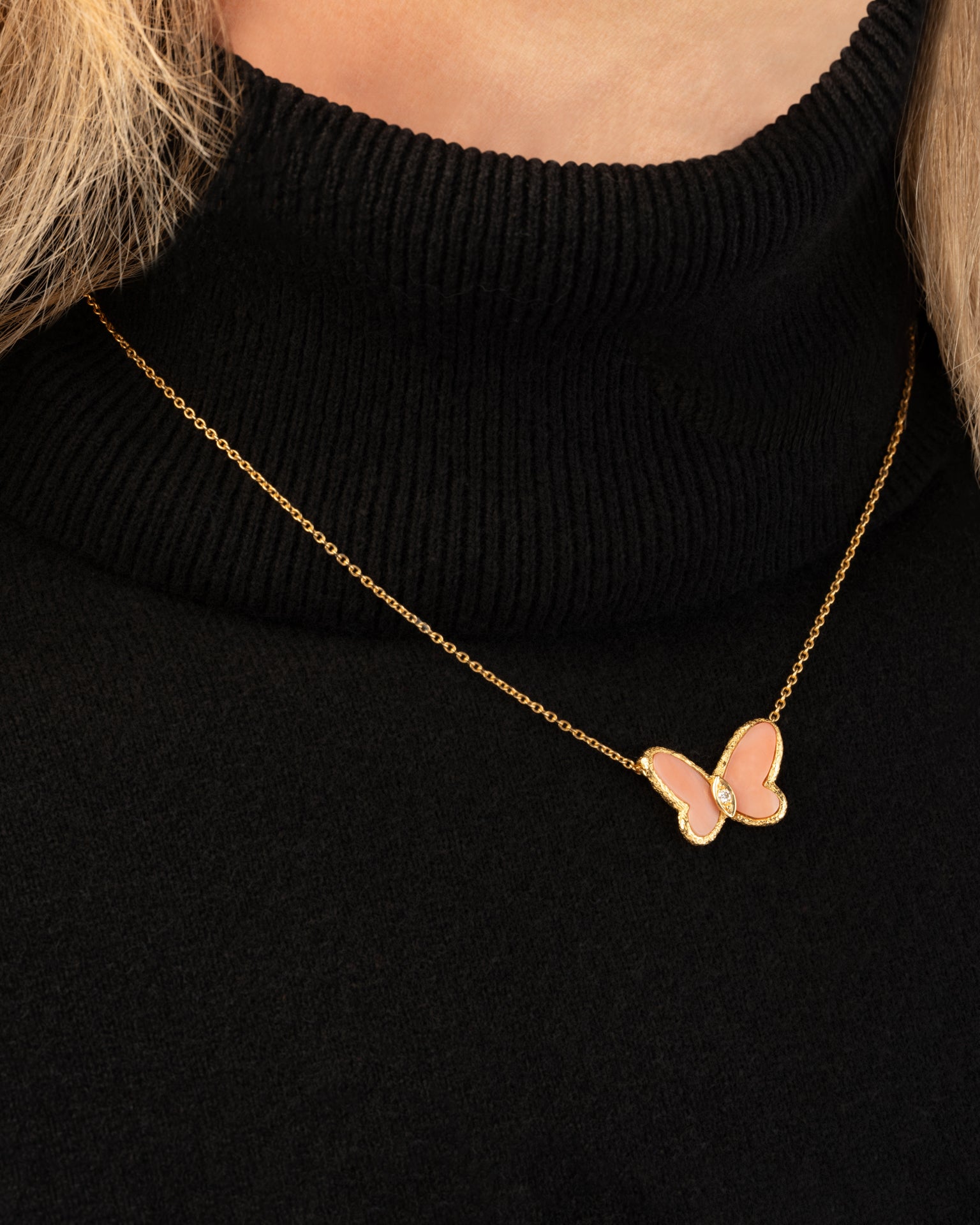 Van Cleef & Arpels Collier Papillon vintage Or Diamant Corail