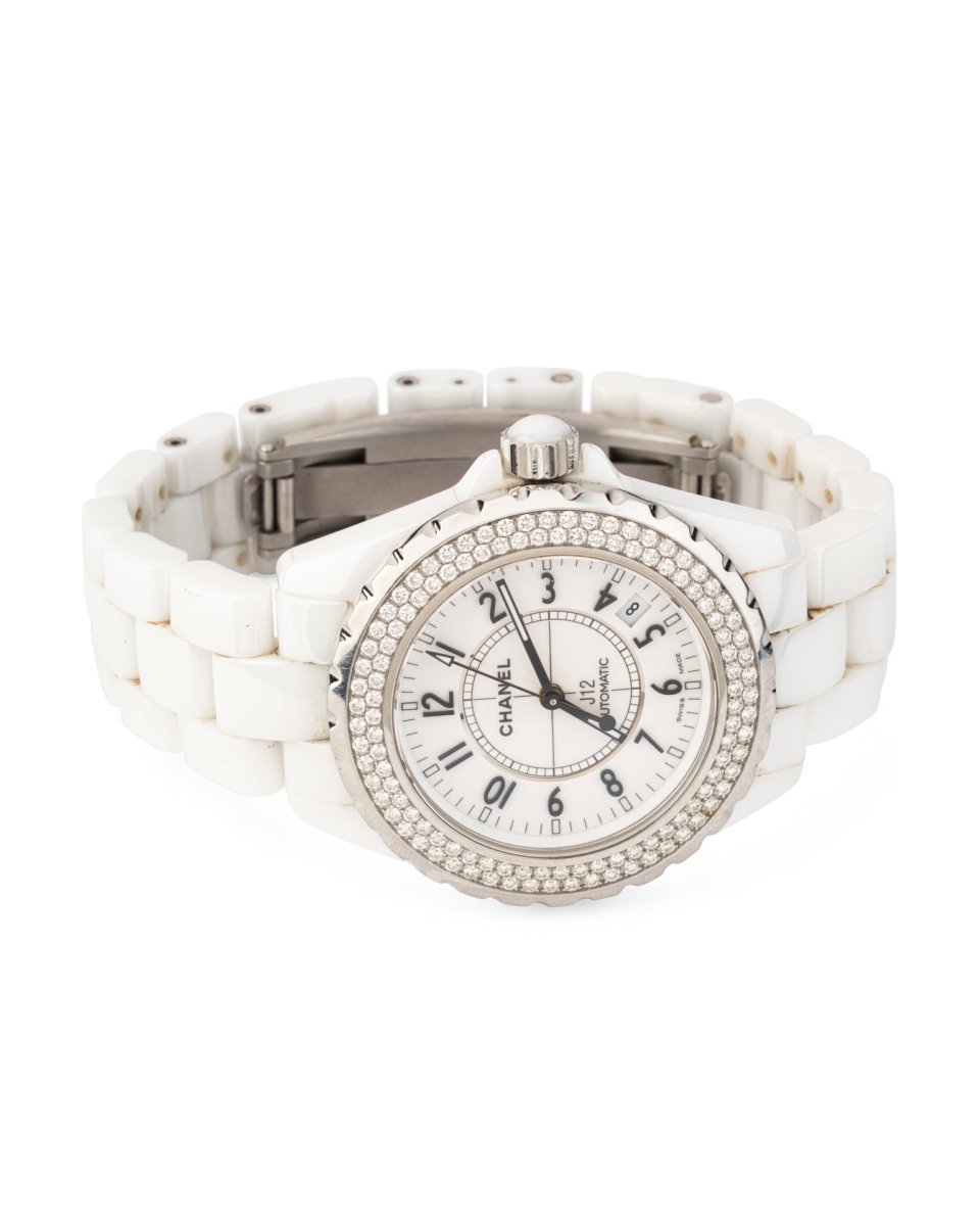 Montre Chanel J12 lunette Diamants Céramique Blanche - Maison Eloe
