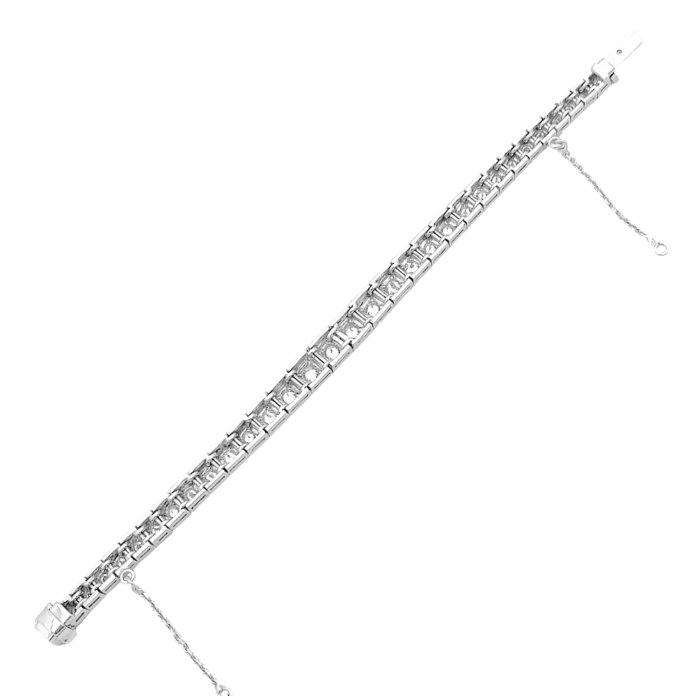 Bracelet ligne en or blanc, 4 carats de diamants.