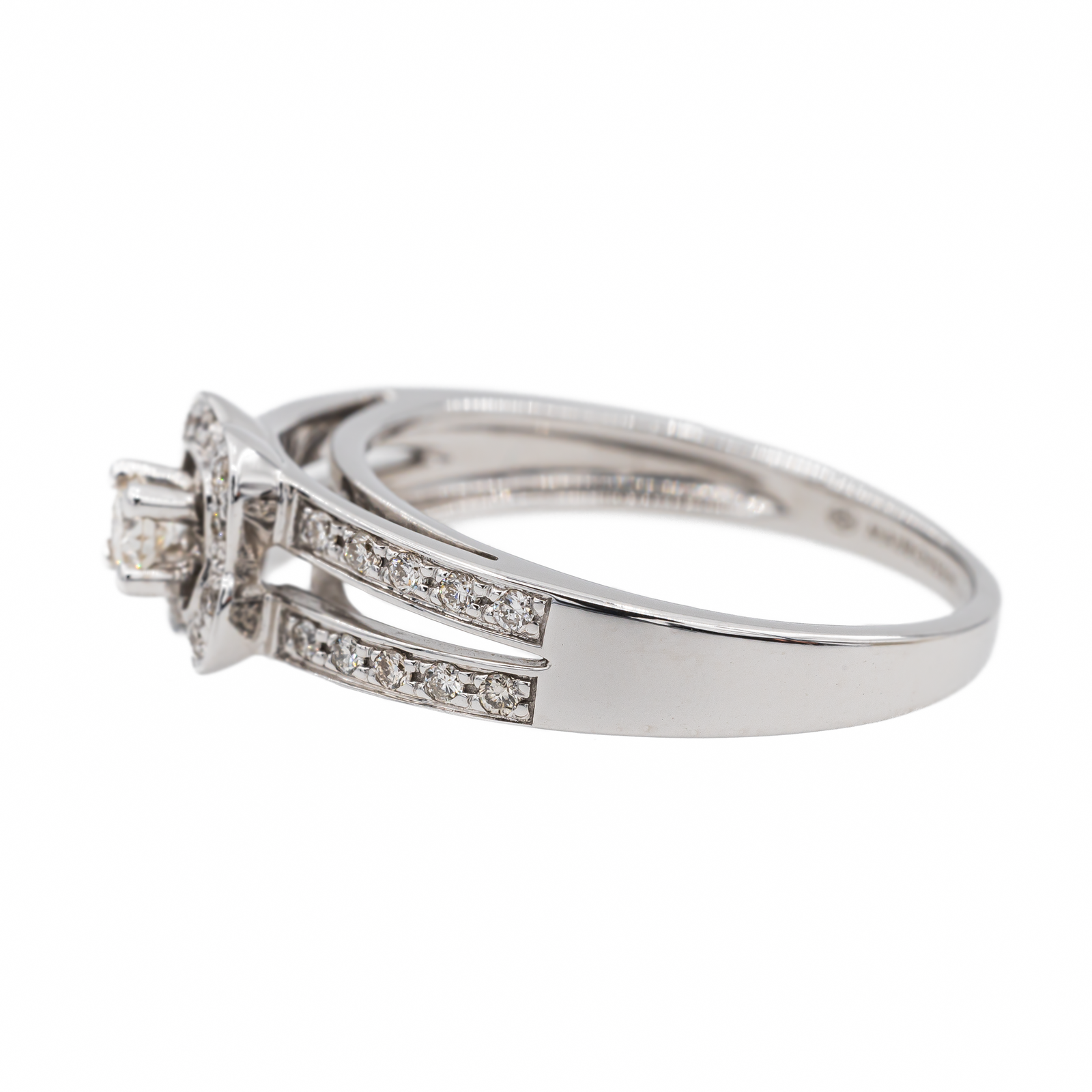 Mauboussin Chance of Love Solitaire Ring White Gold Diamond