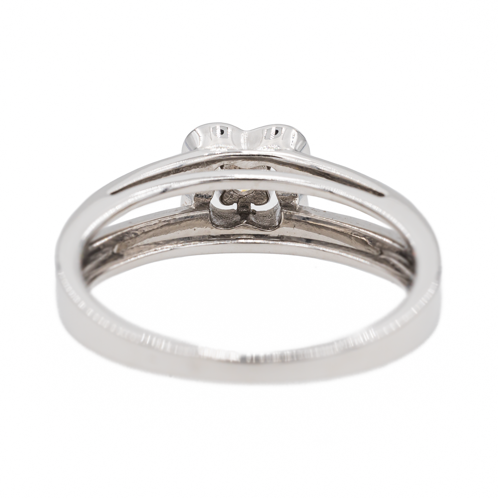 Mauboussin Chance of Love Solitaire Ring White Gold Diamond
