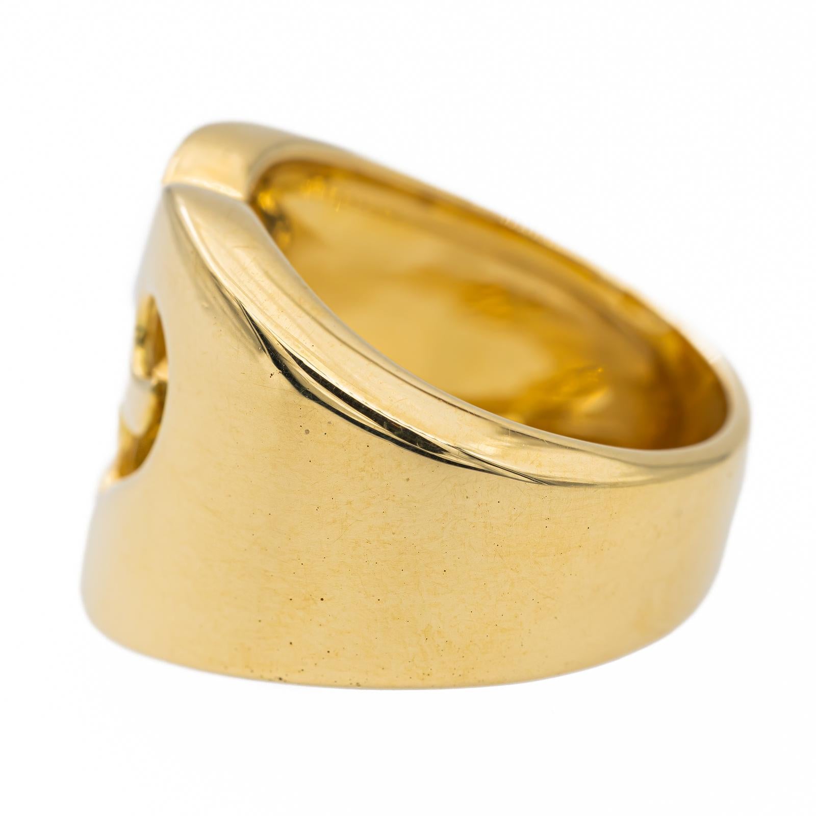 OJ Perrin Legend Heart Cocktail Ring Yellow Gold
